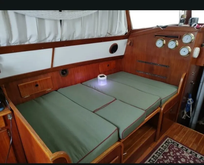 Slide: The Image of Pearson 37 1980 - 6046218