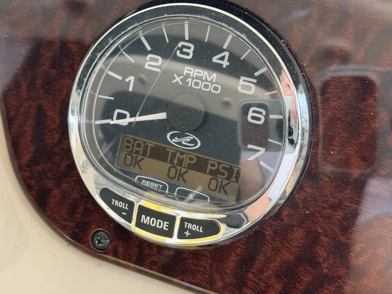 Slide: The Image of Sea Ray 270 Sundancer 2009 - 6042637