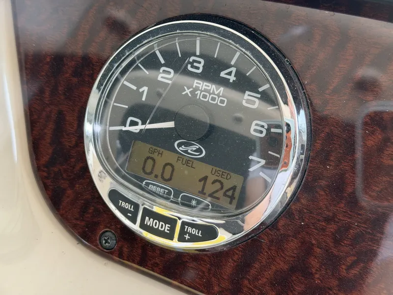 Slide: The Image of Sea Ray 270 Sundancer 2009 - 6042640