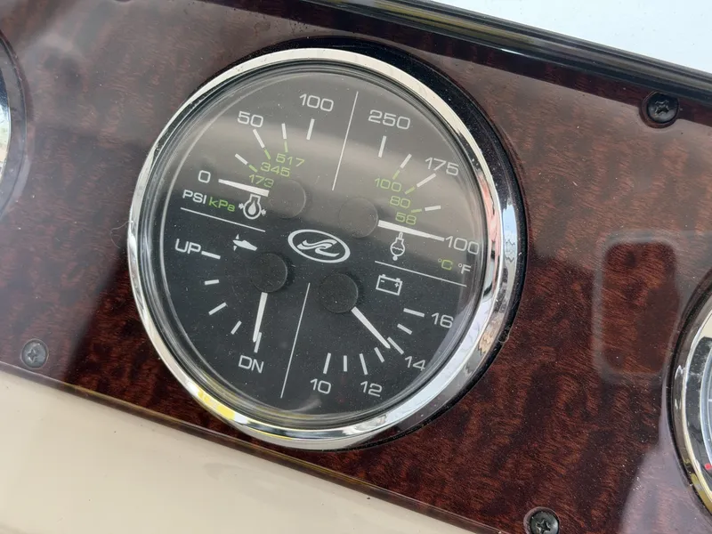 Slide: The Image of Sea Ray 270 Sundancer 2009 - 6042645