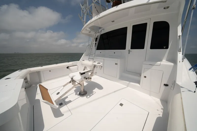 Slide: The Image of 2002 Cabo 43 Convertible - 6387910