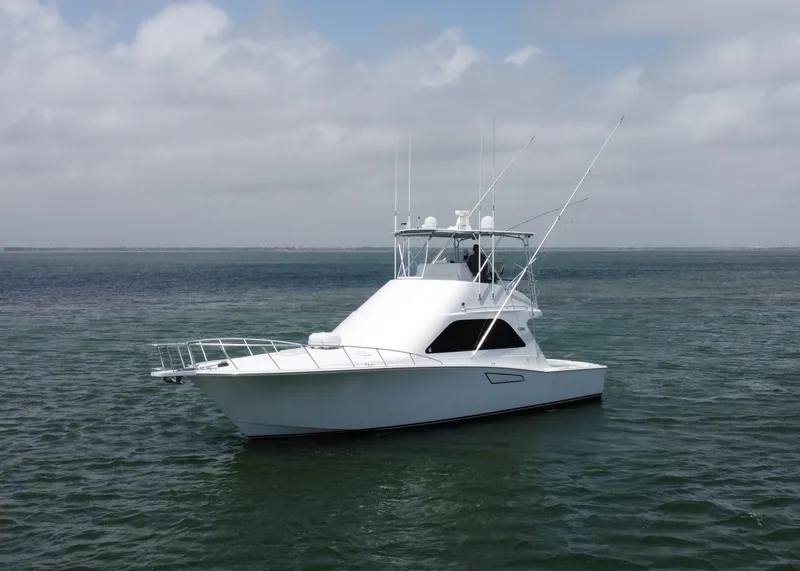 Slide: The Image of 2002 Cabo 43 Convertible - 6387928