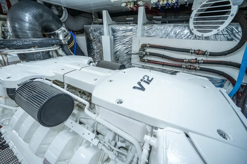 Slide: The Image of Princess 68 Flybridge 2017 - 7843984