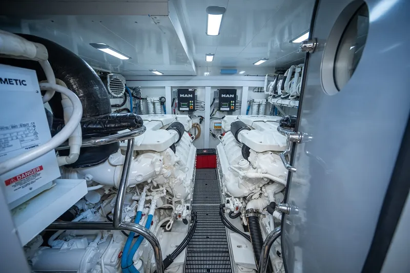 Slide: The Image of Princess 68 Flybridge 2017 - 6077702
