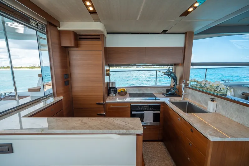 Slide: The Image of Princess 68 Flybridge 2017 - 7843922