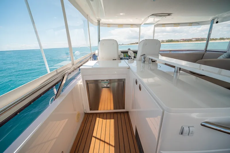 Slide: The Image of Princess 68 Flybridge 2017 - 7843970