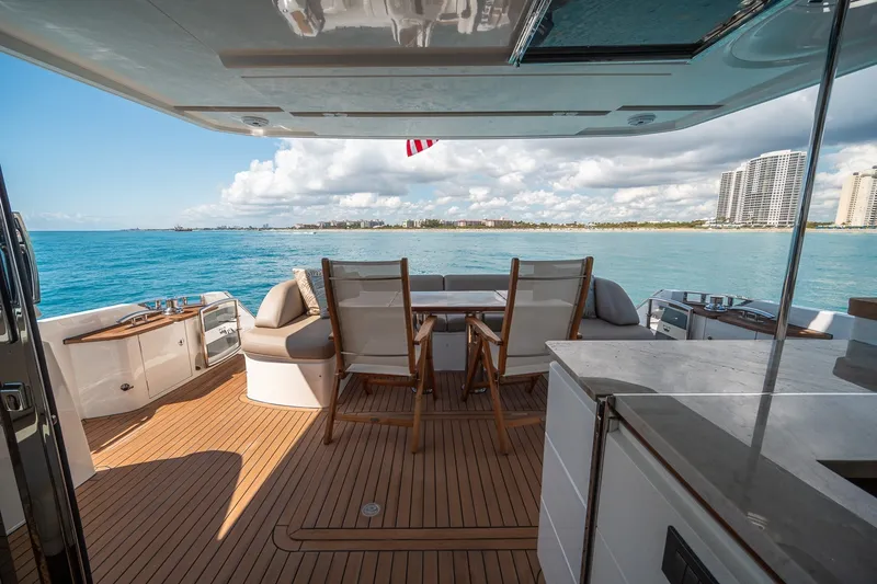 Slide: The Image of Princess 68 Flybridge 2017 - 7843920