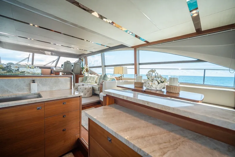 Slide: The Image of Princess 68 Flybridge 2017 - 7843925
