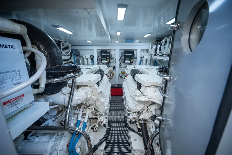Slide: The Image of Princess 68 Flybridge 2017 - 7843981