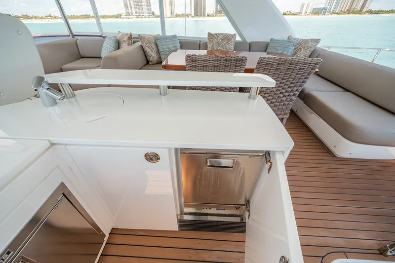 Slide: The Image of Princess 68 Flybridge 2017 - 7843972
