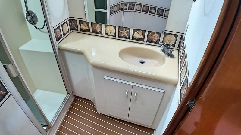 Slide: The Image of 0005654266 - 6043254