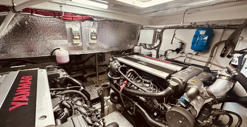 Slide: The Image of Greenline 45 Fly 2022 - 6043638