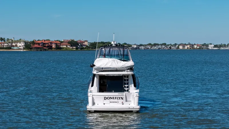 Slide: The Image of 1999 Carver 530 Voyager - 6043738