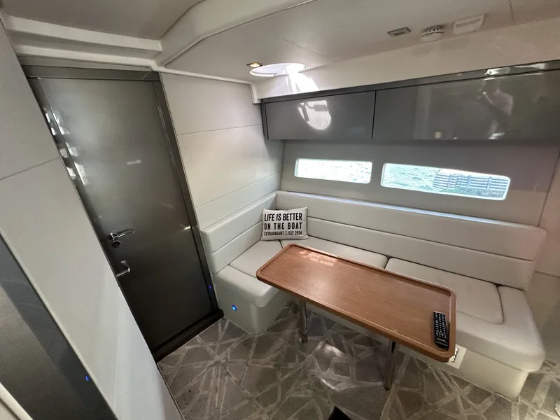 Slide: The Image of Schaefer 400 Sport 2022 - 6044524