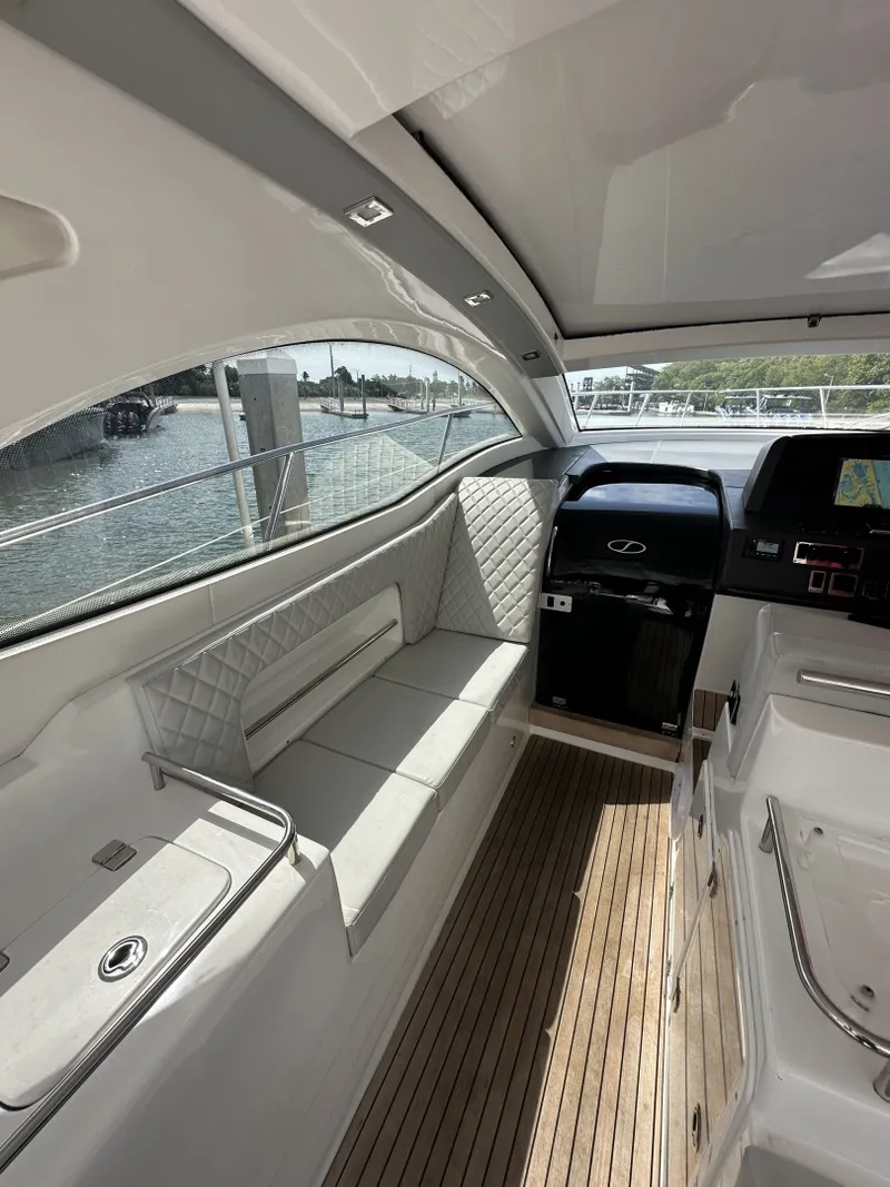 Slide: The Image of Schaefer 400 Sport 2022 - 6044530