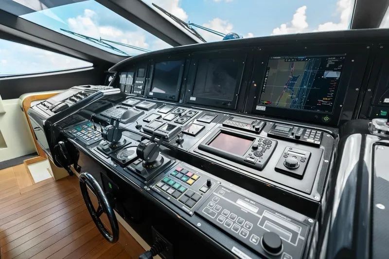 Slide: The Image of Mangusta 130 2005 - 6044068