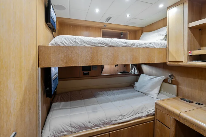 Slide: The Image of Mangusta 130 2005 - 6044074