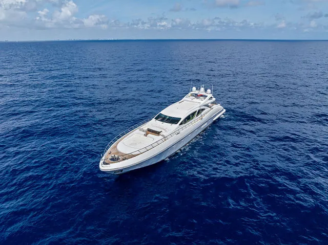 Slide: The Image of Mangusta 130 2005 - 133