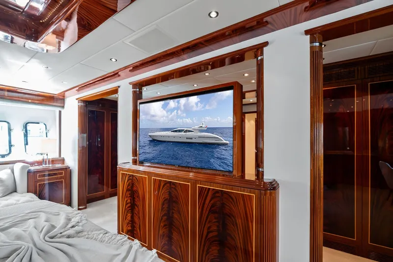 Slide: The Image of Mangusta 130 2005 - 6044013