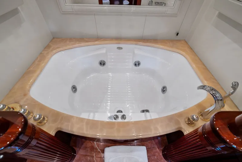 Slide: The Image of Mangusta 130 2005 - 6044007