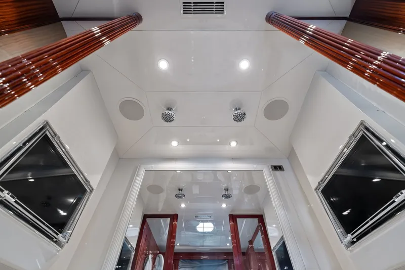 Slide: The Image of Mangusta 130 2005 - 6044008