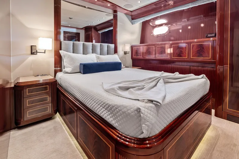 Slide: The Image of Mangusta 130 2005 - 6044038