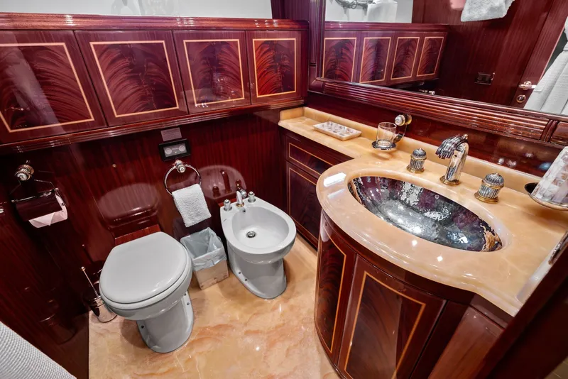 Slide: The Image of Mangusta 130 2005 - 6044045