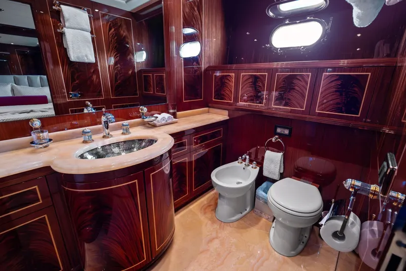 Slide: The Image of Mangusta 130 2005 - 6044048