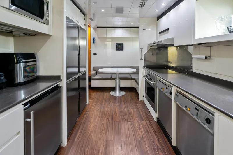 Slide: The Image of Mangusta 130 2005 - 6044058