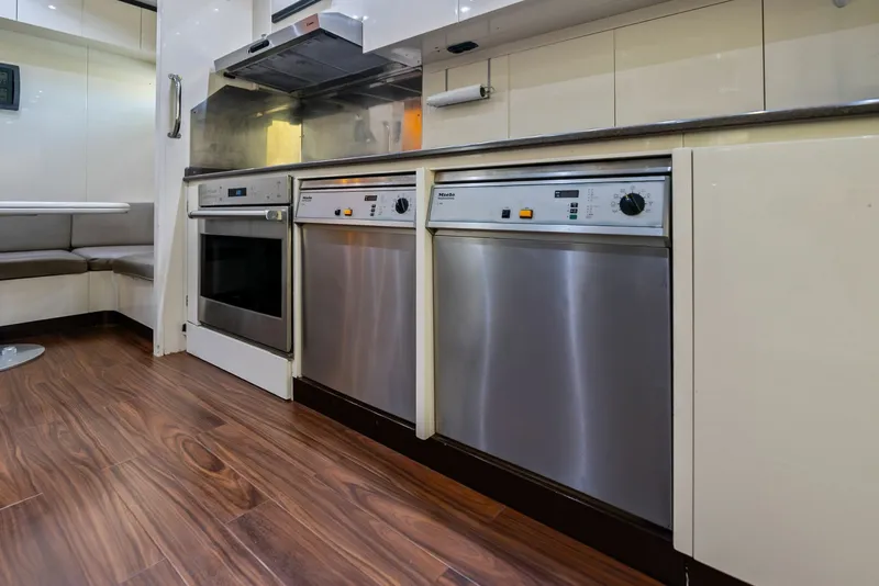 Slide: The Image of Mangusta 130 2005 - 6044060