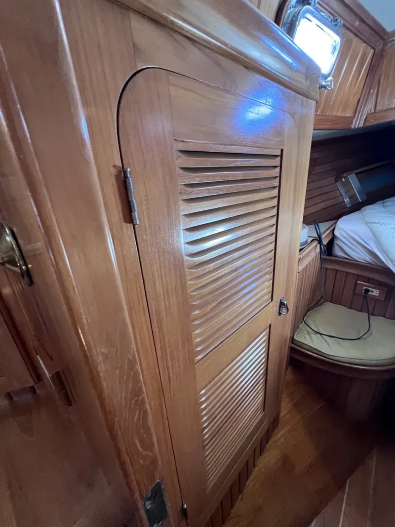 Slide: The Image of Cabo Rico 38R 1990 - 6044118