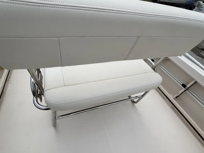 Slide: The Image of Grady-White 180 Fisherman 2022 - 6044150