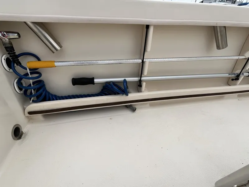 Slide: The Image of Grady-White 180 Fisherman 2022 - 6044155