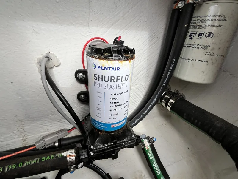 Slide: The Image of Grady-White 180 Fisherman 2022 - 6044176