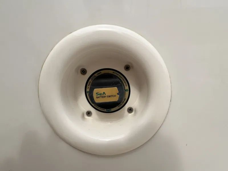 Slide: The Image of Grady-White 180 Fisherman 2022 - 6044177