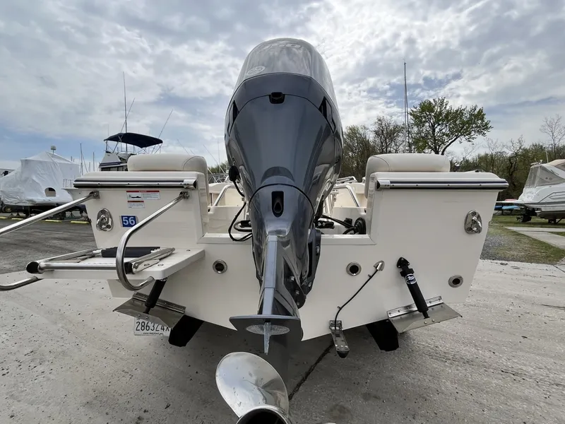 Slide: The Image of Grady-White 180 Fisherman 2022 - 6044144