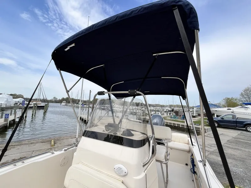 Slide: The Image of Grady-White 180 Fisherman 2022 - 6044147