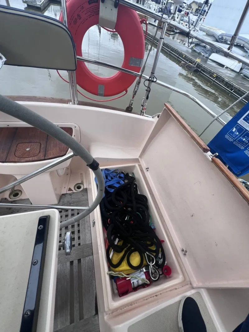 Slide: The Image of Island Packet 37 1997 - 6044199