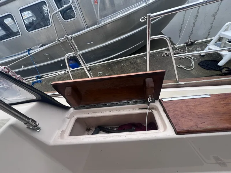 Slide: The Image of Island Packet 37 1997 - 6044201