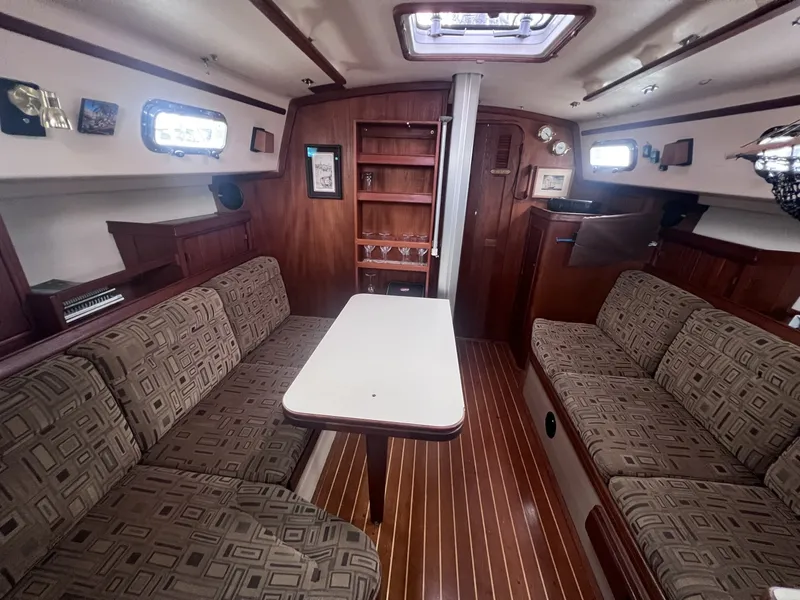 Slide: The Image of Island Packet 37 1997 - 6044207