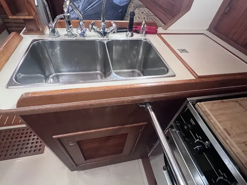 Slide: The Image of Island Packet 37 1997 - 6044216