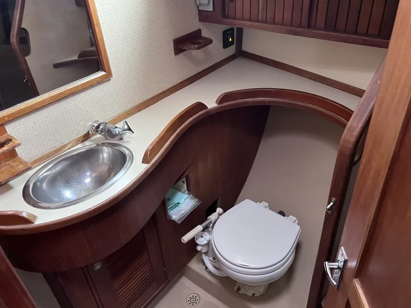 Slide: The Image of Island Packet 37 1997 - 6044221