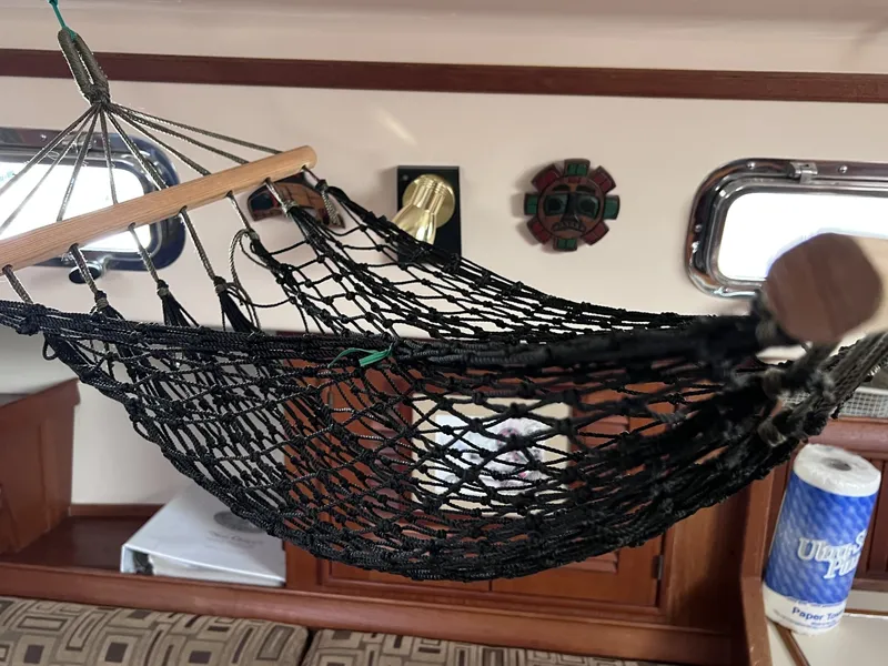 Slide: The Image of Island Packet 37 1997 - 6044222