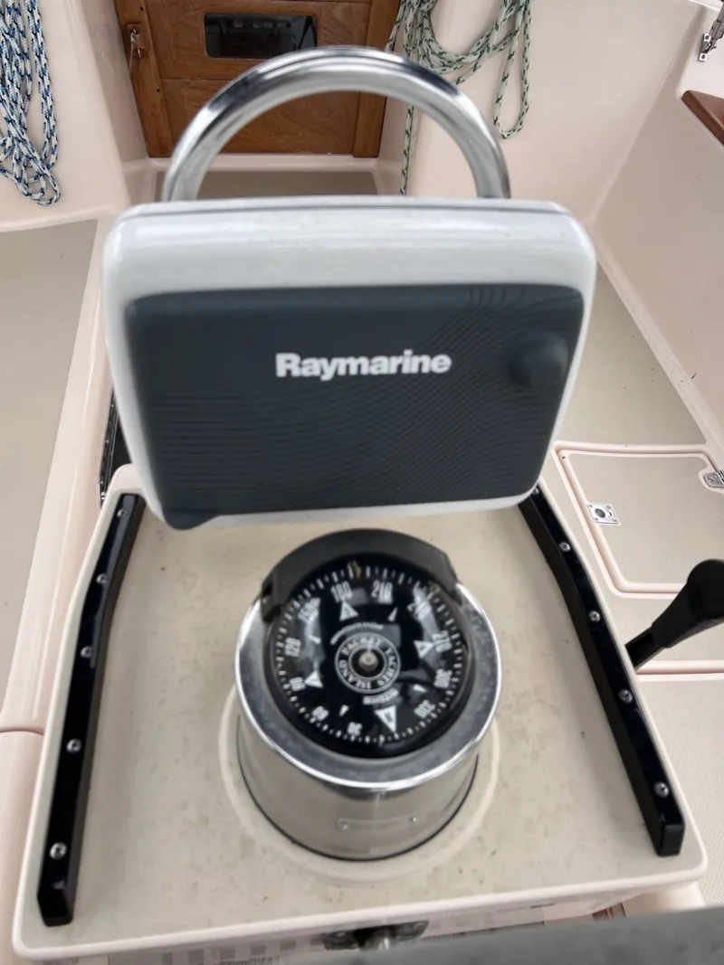 Slide: The Image of Island Packet 37 1997 - 6044187