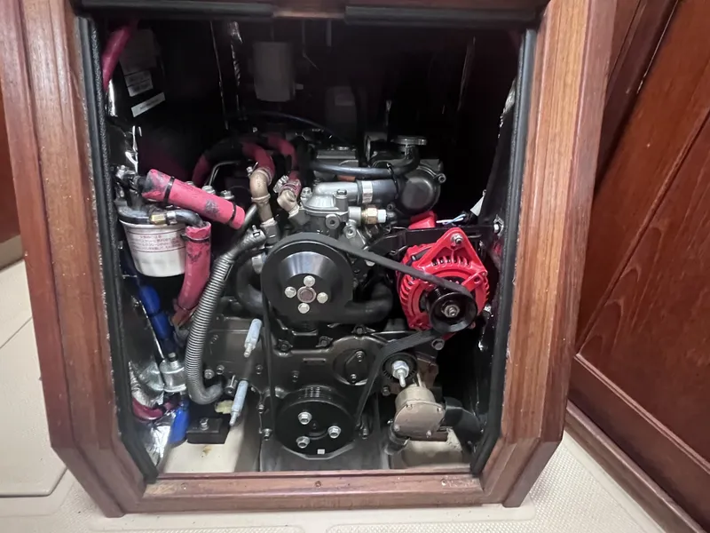 Slide: The Image of Island Packet 37 1997 - 6044223