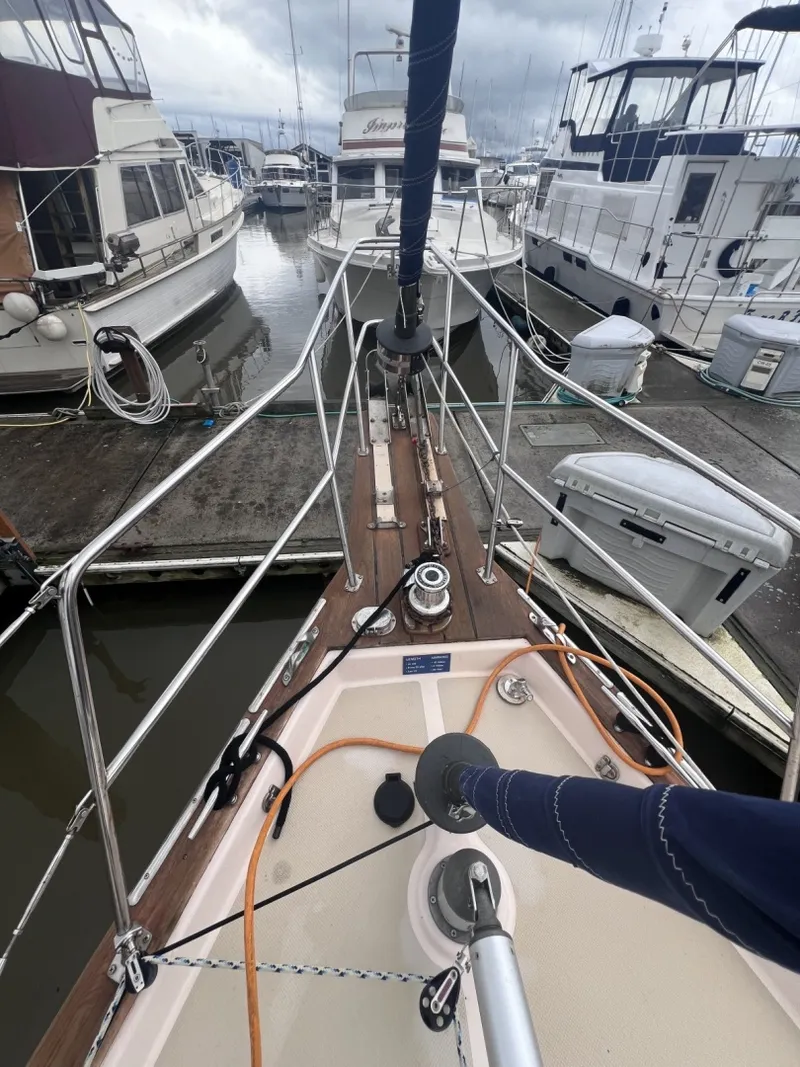 Slide: The Image of Island Packet 37 1997 - 6044192