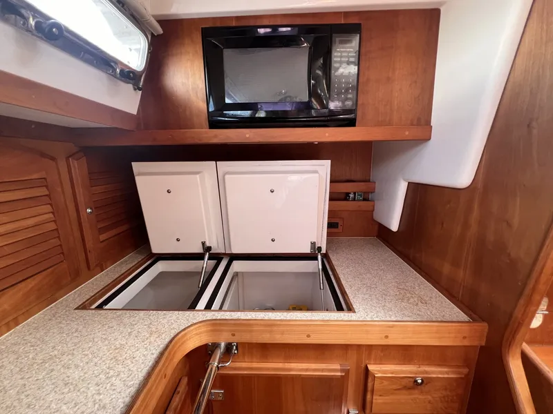 Slide: The Image of Sabre 426 2006 - 6044271