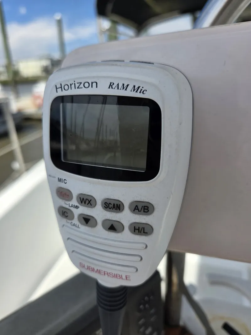 Slide: The Image of Morgan Out Island 33 1976 - 6044289