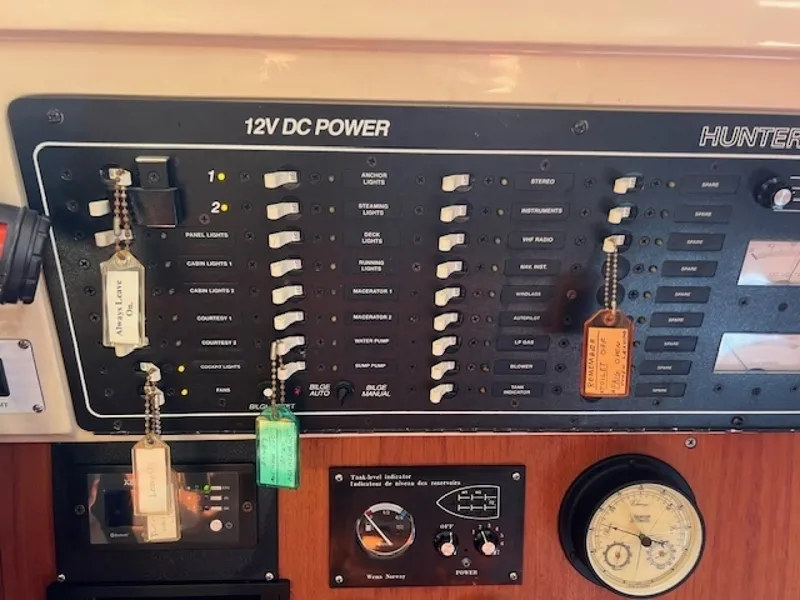 Slide: The Image of Hunter 430 1997 - 6044376