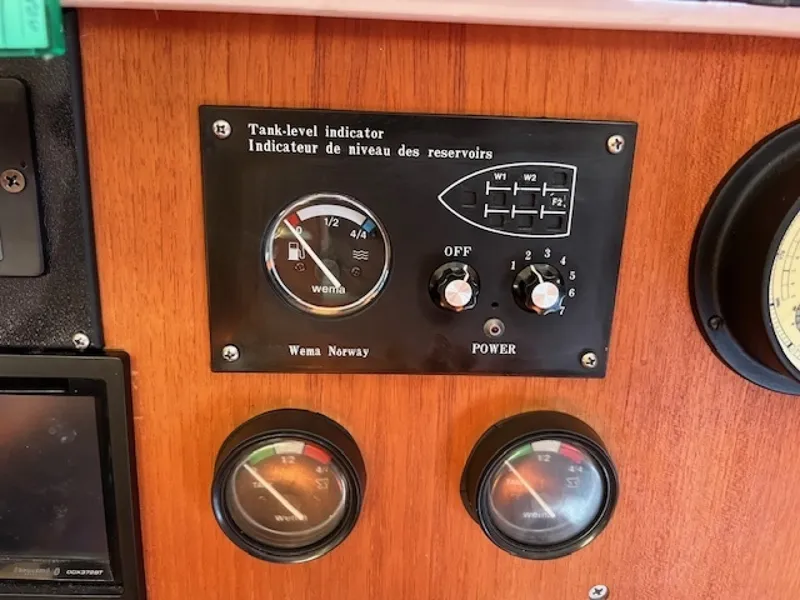 Slide: The Image of Hunter 430 1997 - 6044379